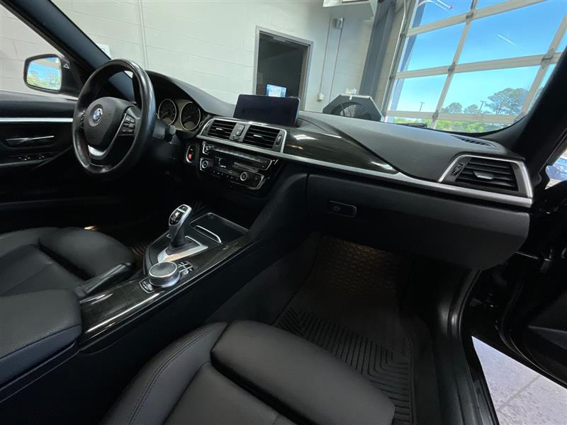 2018 BMW 3 SERIES 330i
