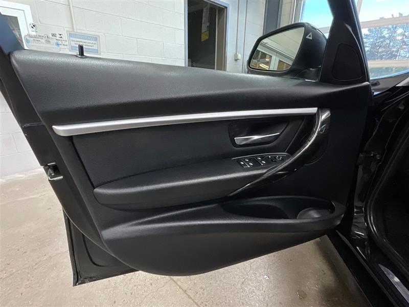 2018 BMW 3 SERIES 330i