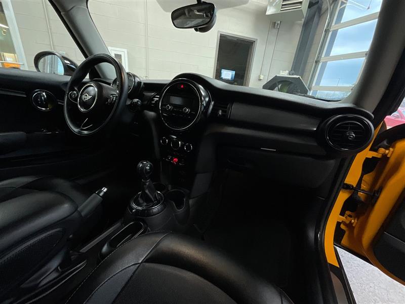 2015 MINI COOPER HARDTOP 