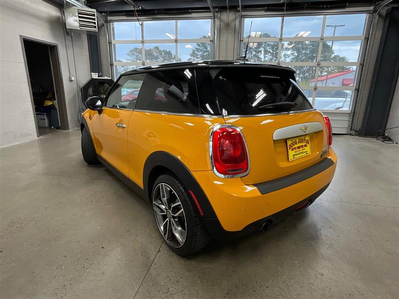 2015 MINI COOPER HARDTOP 