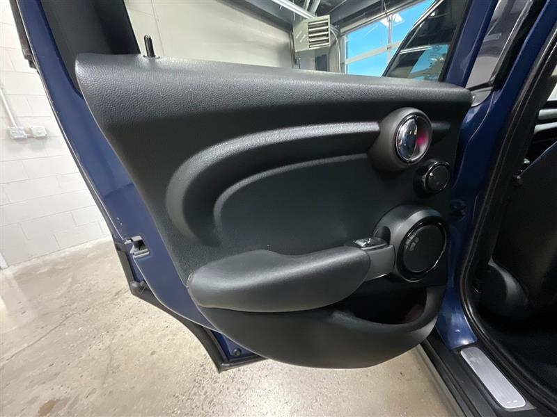 2016 MINI HARDTOP 4 DOOR 