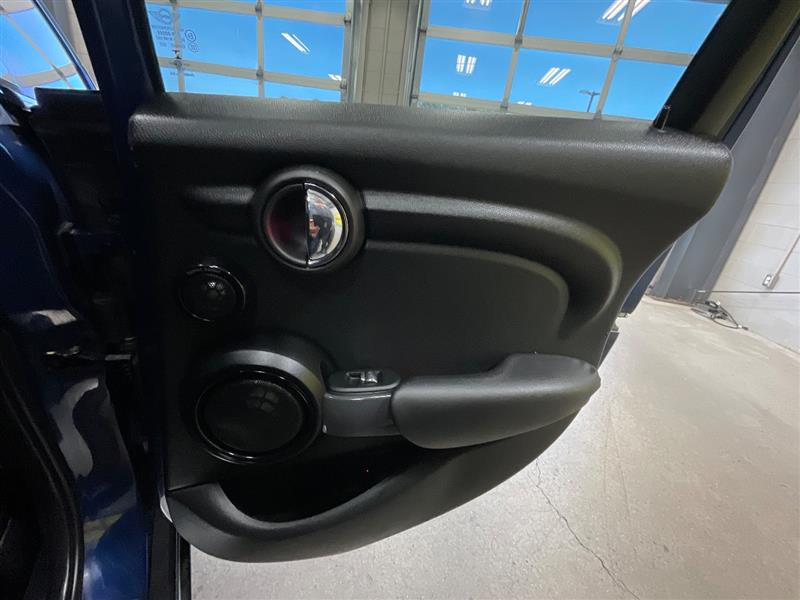 2016 MINI HARDTOP 4 DOOR 