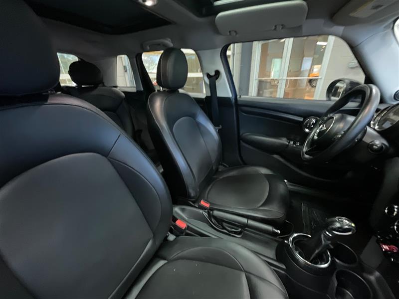 2016 MINI HARDTOP 4 DOOR 
