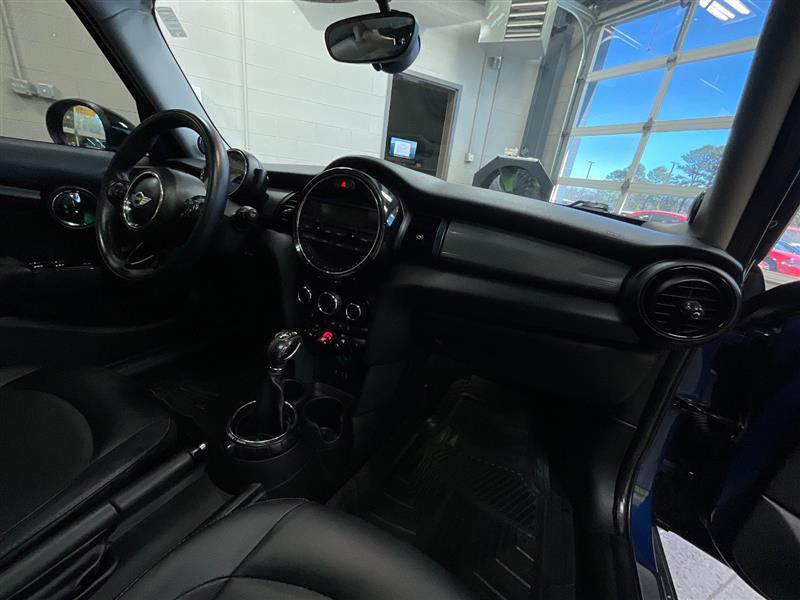 2016 MINI HARDTOP 4 DOOR 