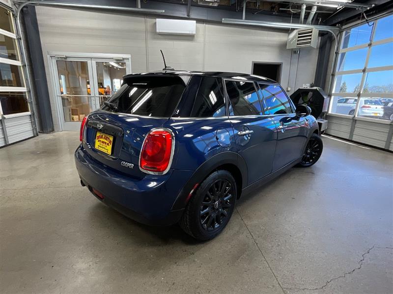 2016 MINI HARDTOP 4 DOOR 