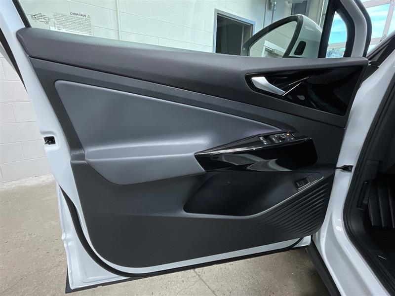 2022 VOLKSWAGEN ID.4 PRO S