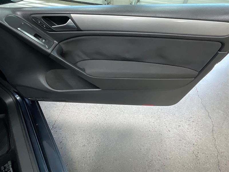 2012 VOLKSWAGEN GOLF 