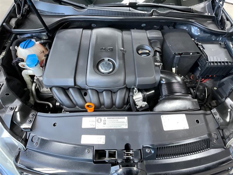 2012 VOLKSWAGEN GOLF 