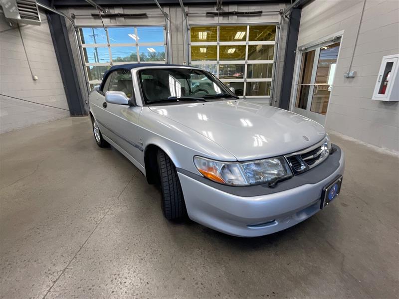 2003 SAAB 9-3 SE
