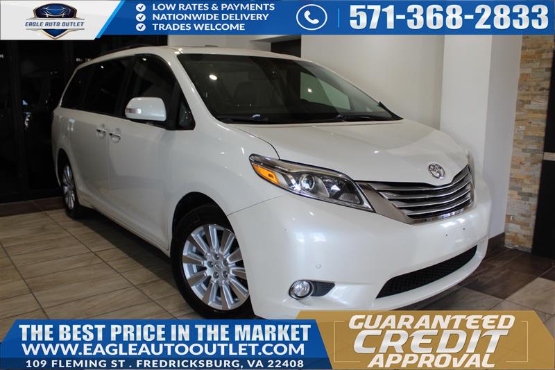 Pearl White 2017 Toyota Sienna Limited Premium 7-Passenger FWD Minivan Front-Wheel Drive Automatic
