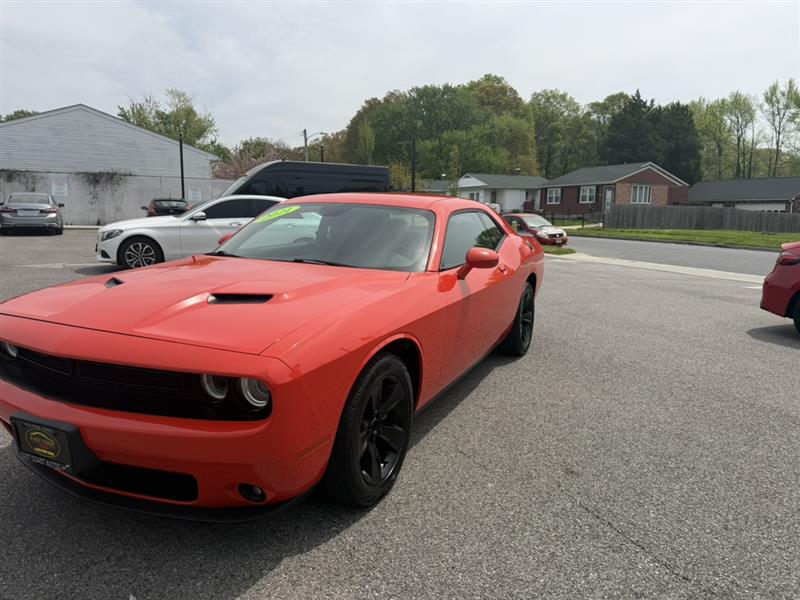 2021 DODGE CHALLENGER SXT