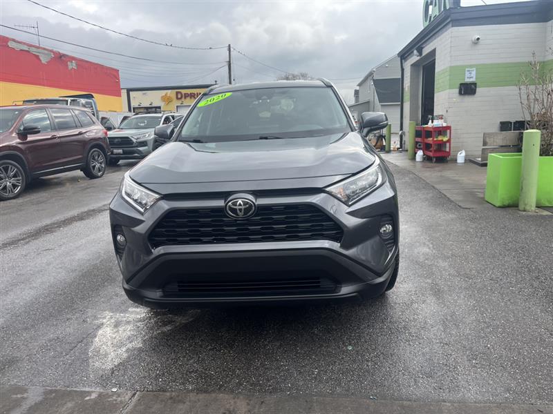 2020 TOYOTA RAV4 XLE