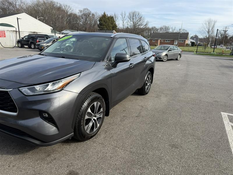 2020 TOYOTA HIGHLANDER XLE