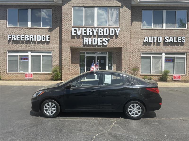 2013 HYUNDAI ACCENT GLS