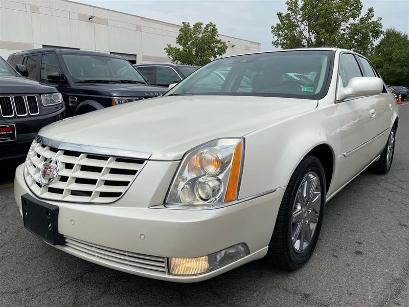 2011 CADILLAC DTS PREMIUM COLLECTION