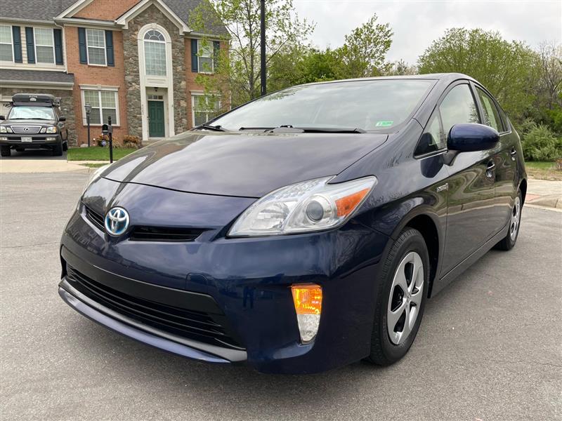 2013 TOYOTA PRIUS TWO