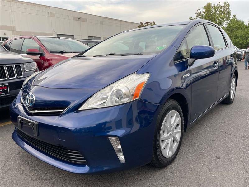 2014 TOYOTA PRIUS V Two/Three/Five