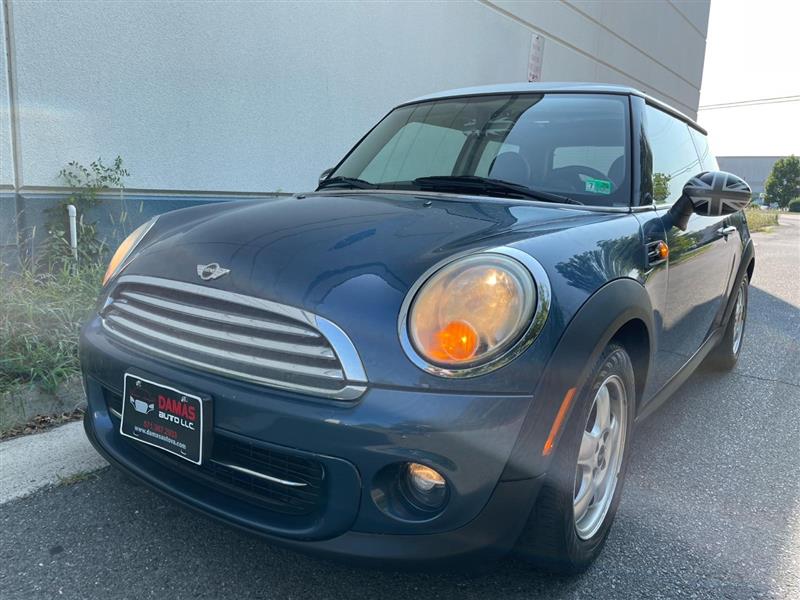 2011 MINI HARDTOP 