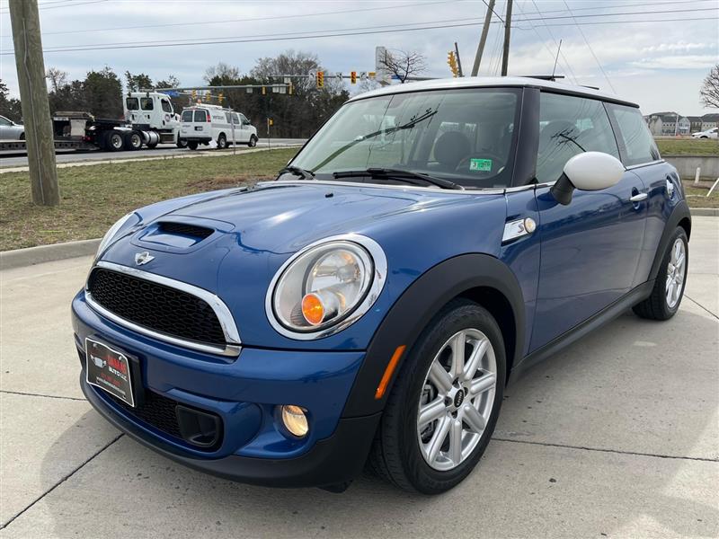 2013 MINI HARDTOP S