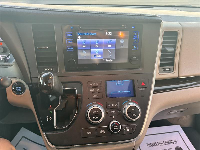 2017 TOYOTA SIENNA XLE AUTO ACCESS SEAT/XLE/XLE PREMIUM/LIMITED/LIMITED PREMIUM