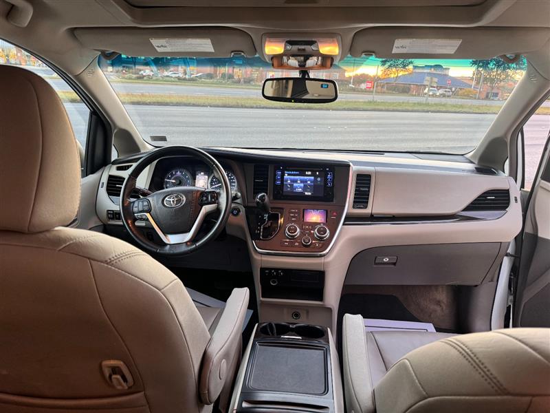 2017 TOYOTA SIENNA XLE AUTO ACCESS SEAT/XLE/XLE PREMIUM/LIMITED/LIMITED PREMIUM