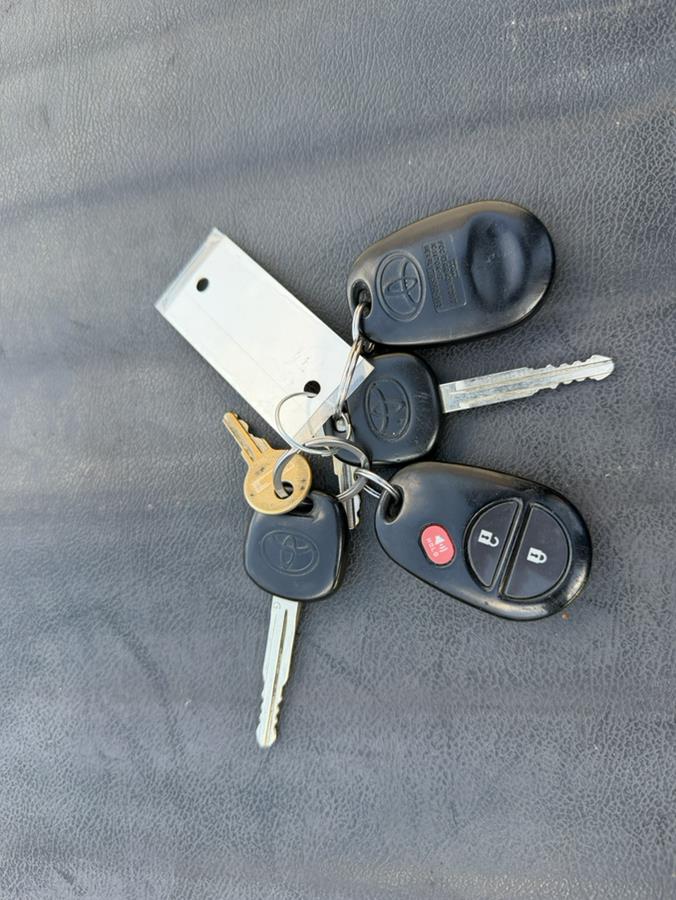 2014 TOYOTA TUNDRA SR5 4X4