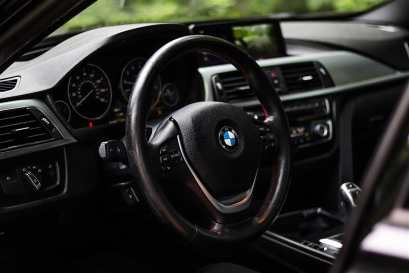 2018 BMW 3 SERIES 330i xDrive