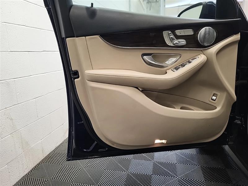 2016 MERCEDES-BENZ GLC GLC 300