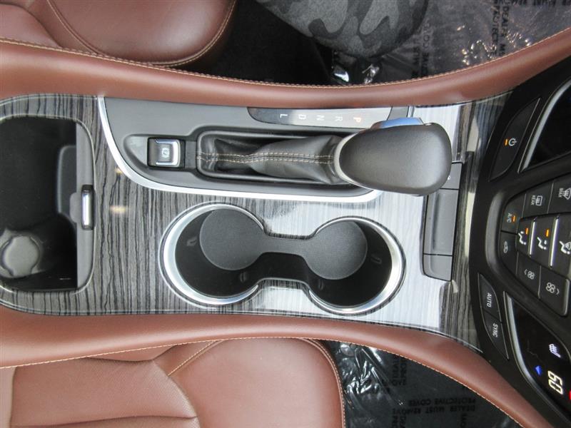 2017 Buick Envision Essence - Photo 19