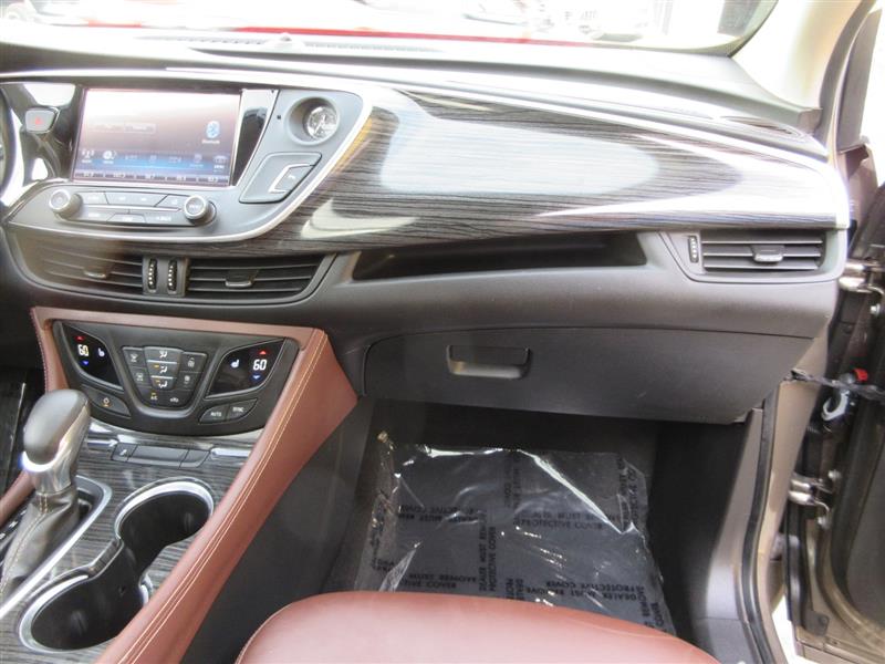 2017 Buick Envision Essence - Photo 34