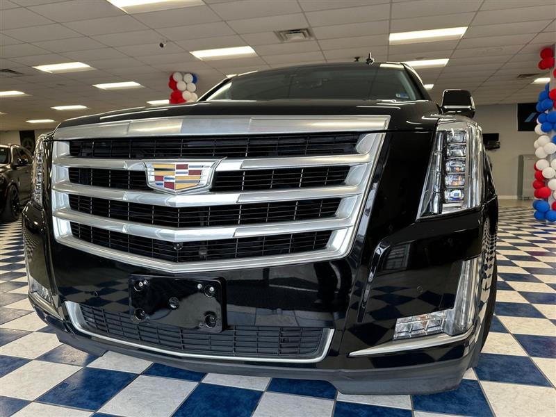2017 CADILLAC ESCALADE ESV Luxury