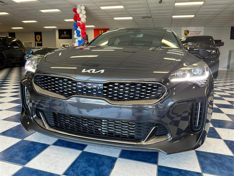 2022 KIA STINGER GT2