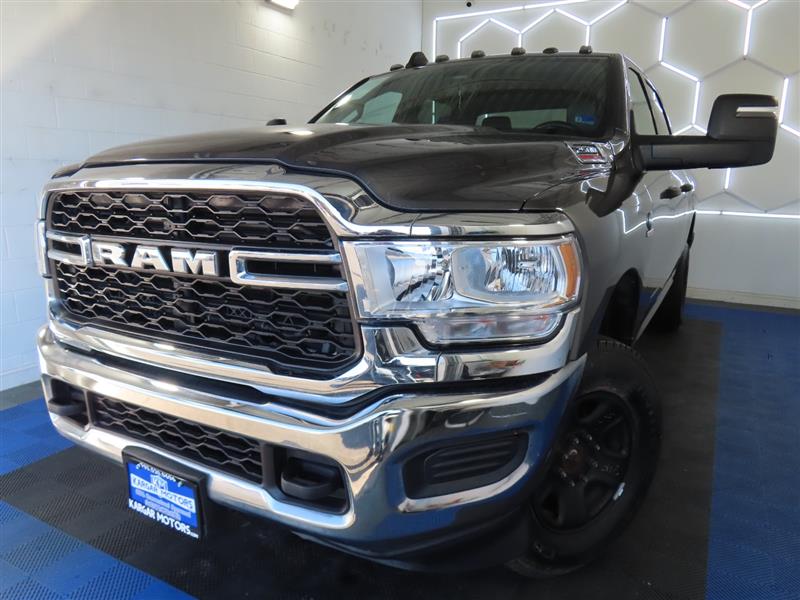 2024 RAM 2500 Tradesman Crew Cab 4WD
