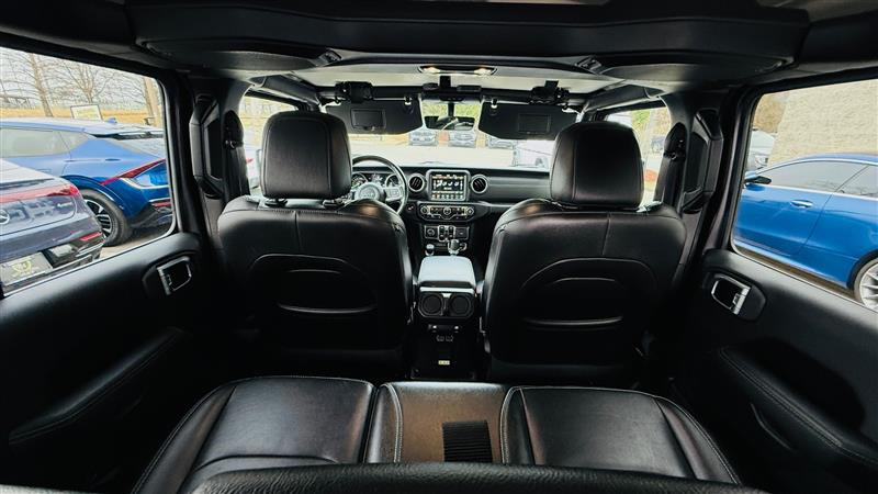 2022 Jeep Wrangler Unlimited Sahara 4XE - Photo 36
