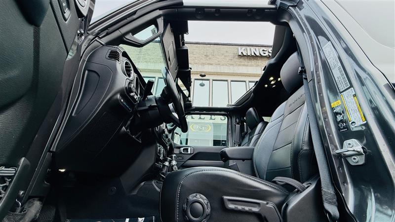 2022 Jeep Wrangler Unlimited Sahara 4XE - Photo 40