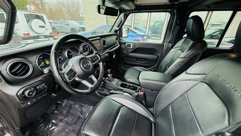 2022 Jeep Wrangler Unlimited Sahara 4XE - Photo 10