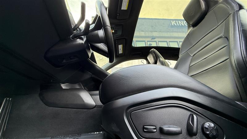 2022 Porsche Taycan GTS - Photo 10