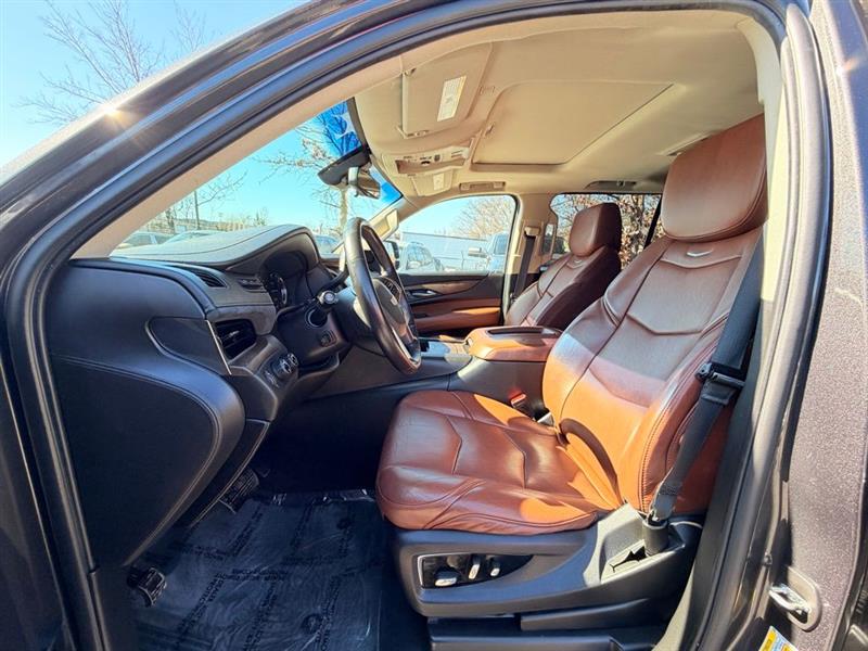 2018 CADILLAC ESCALADE ESV LUXURY