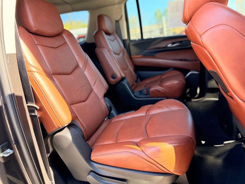 2018 CADILLAC ESCALADE ESV LUXURY