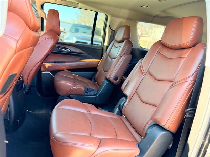 2018 CADILLAC ESCALADE ESV LUXURY
