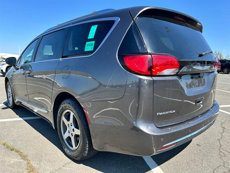 2020 CHRYSLER PACIFICA TOURING L