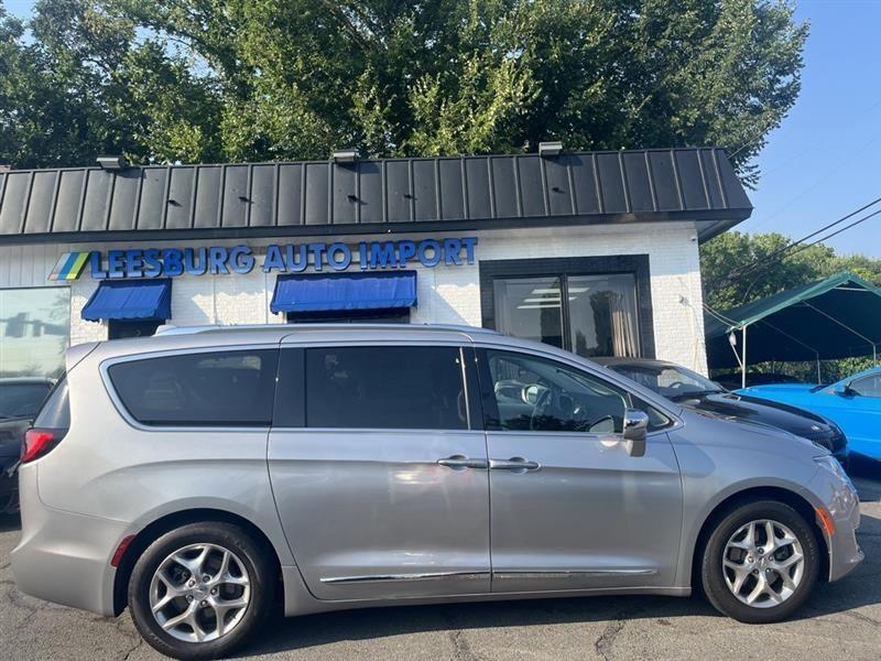 2018 CHRYSLER PACIFICA LIMITED