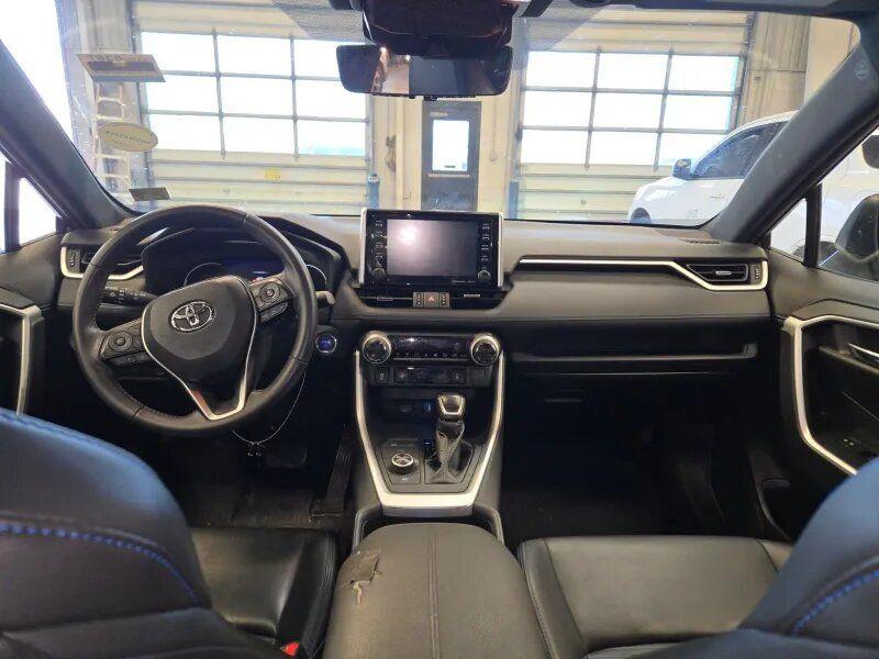 2021 TOYOTA RAV4 HYBRID XSE