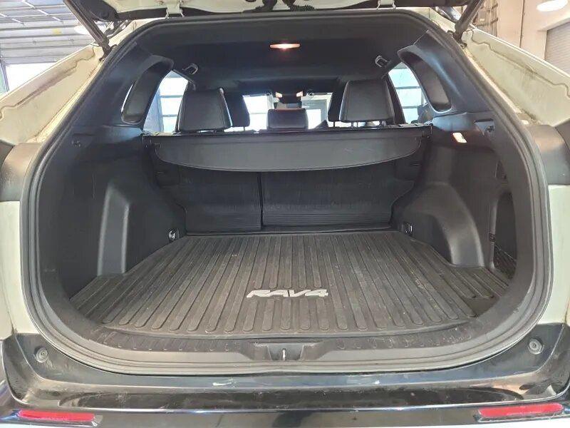 2021 TOYOTA RAV4 HYBRID XSE