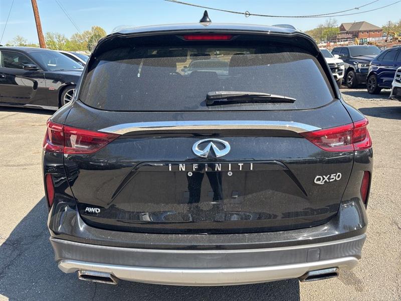 2019 INFINITI QX50 LUXE