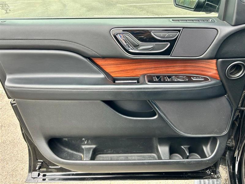 2018 LINCOLN NAVIGATOR SELECT