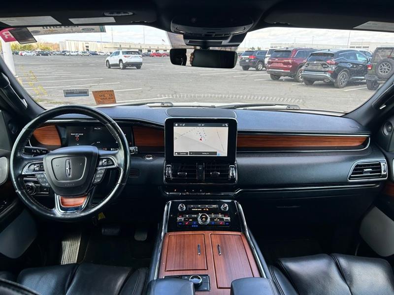2019 LINCOLN NAVIGATOR L RESERVE