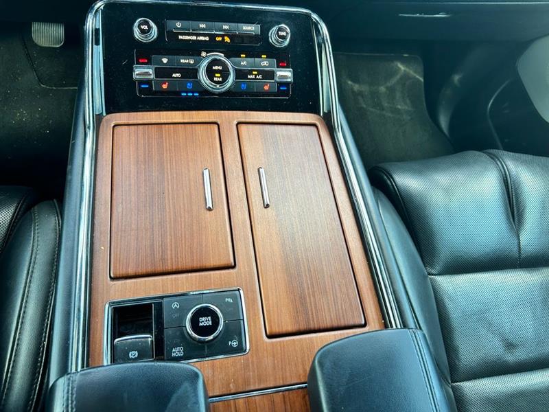 2019 LINCOLN NAVIGATOR L RESERVE