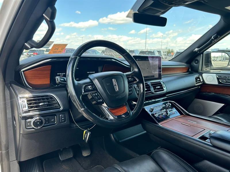 2019 LINCOLN NAVIGATOR L RESERVE