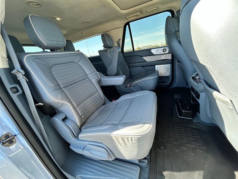 2021 LINCOLN NAVIGATOR L BLACK LABEL